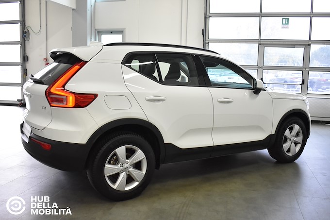 VOLVO XC40 T3 Business